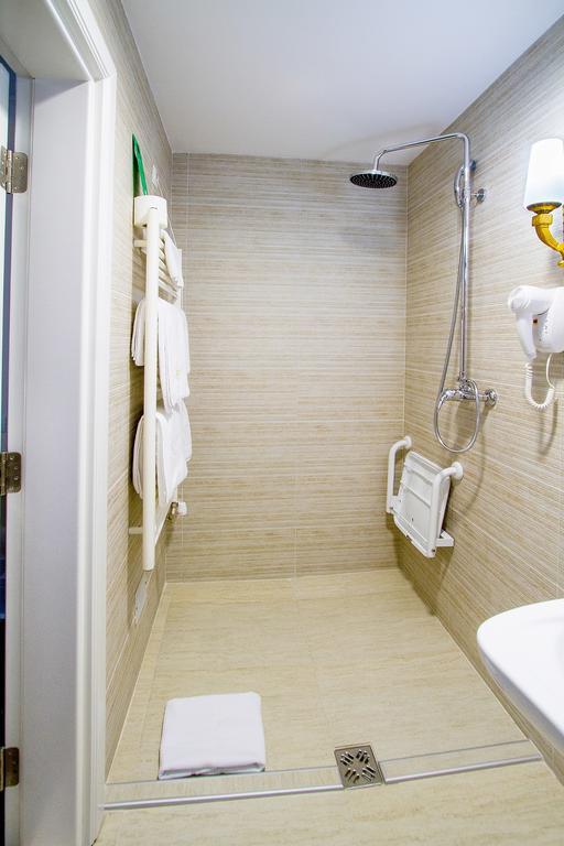 A Hoteli - Hotel Sloboda Šabac Oda fotoğraf