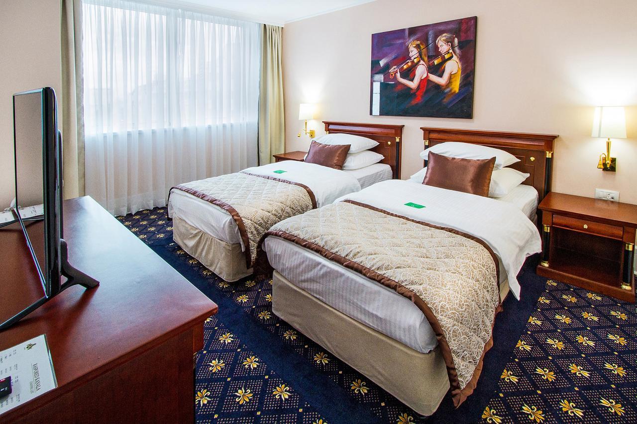 A Hoteli - Hotel Sloboda Šabac Oda fotoğraf